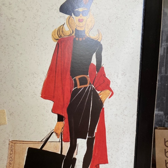 Limited Edition Donna Karan Bloomingdale’s Barbie in original packaging - Picture 3 of 9